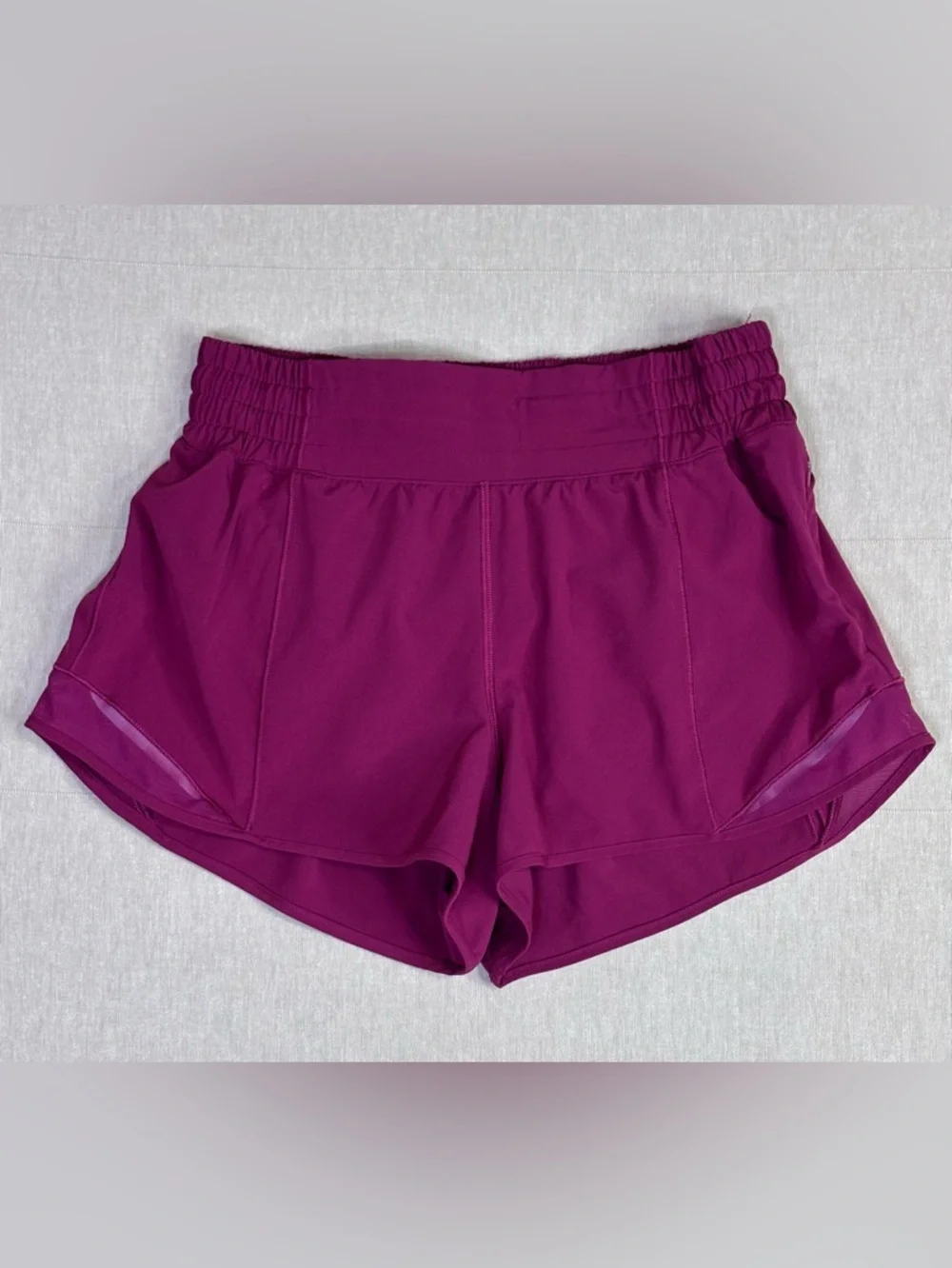 Lululemon Berry Magenta Run Shorts Size 6 Athletic Lightweight Activewear